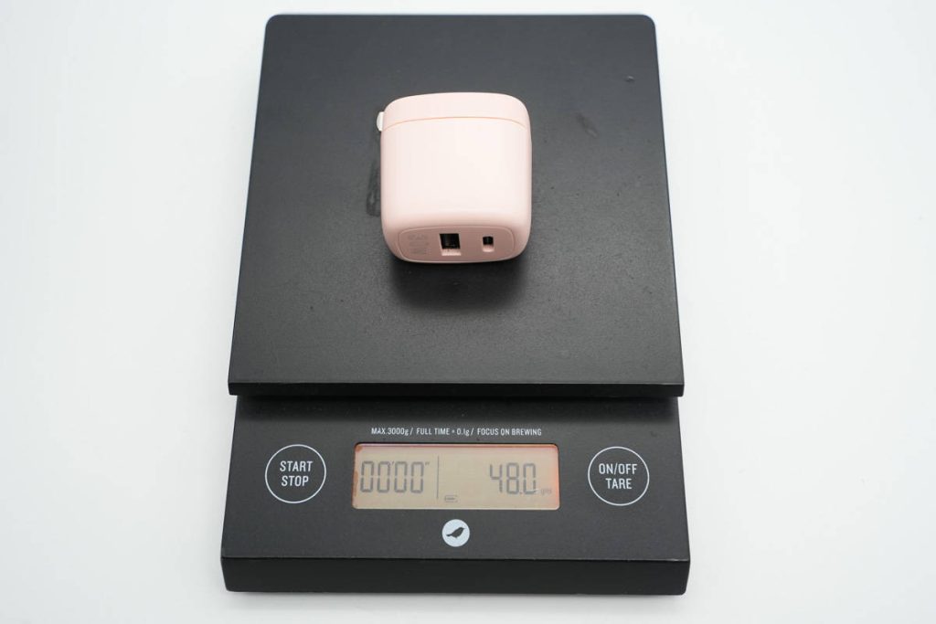 拆解报告:HKS华科生30W 1A1C氮化镓充电器-充电头网