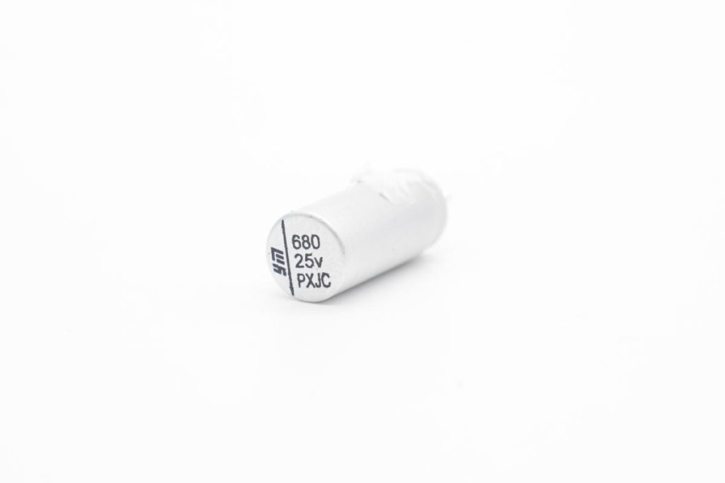 拆解报告:HKS华科生30W 1A1C氮化镓充电器-充电头网