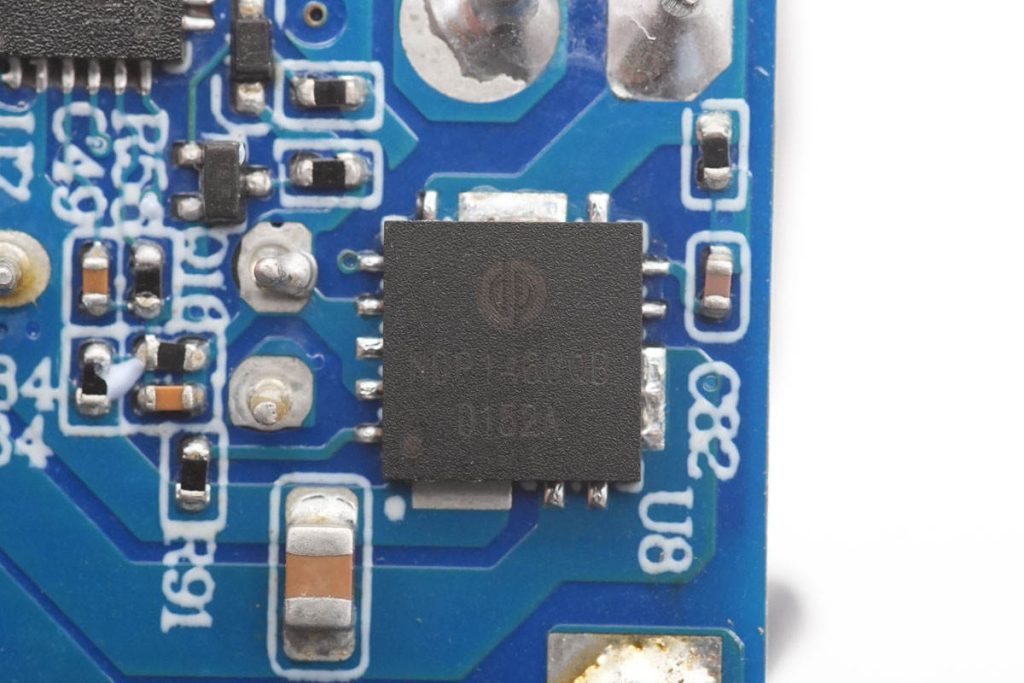 拆解报告：HKS华科生65W 2C1A氮化镓快充充电器-充电头网
