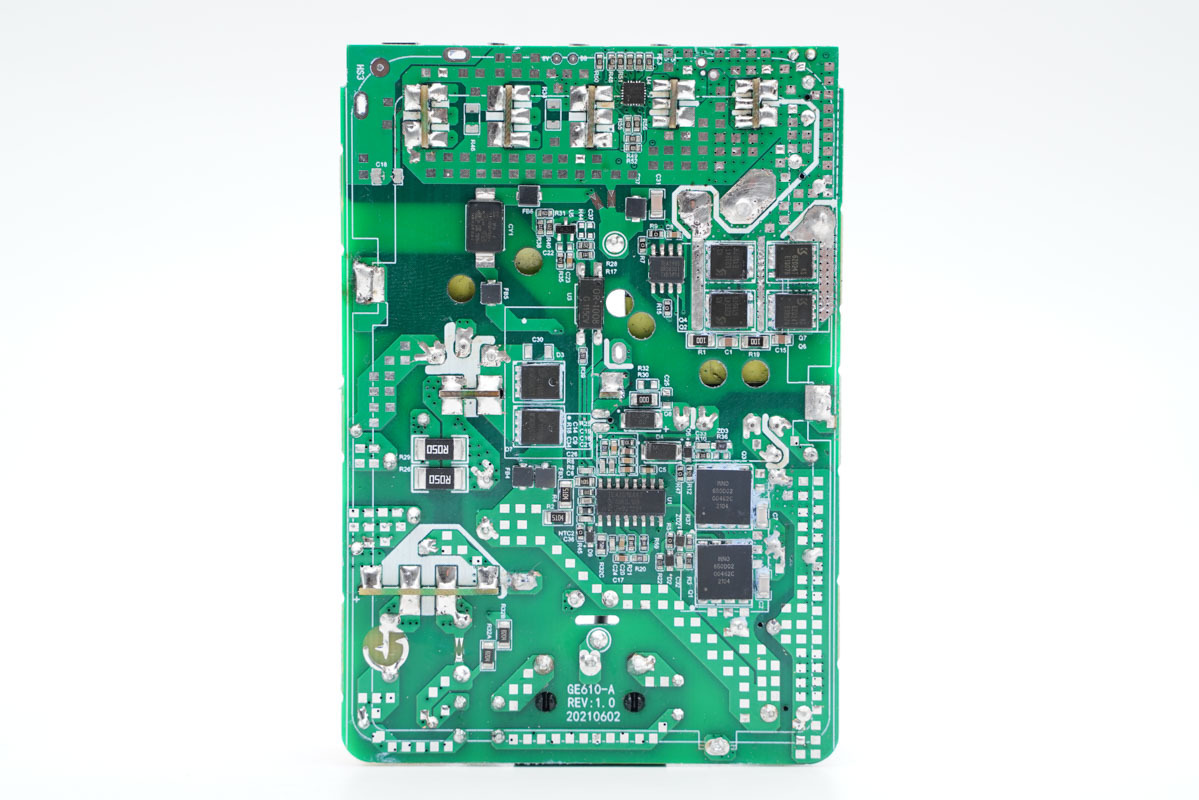 拆解报告：华科生 230W 4C1A氮化镓桌面充GE510-充电头网