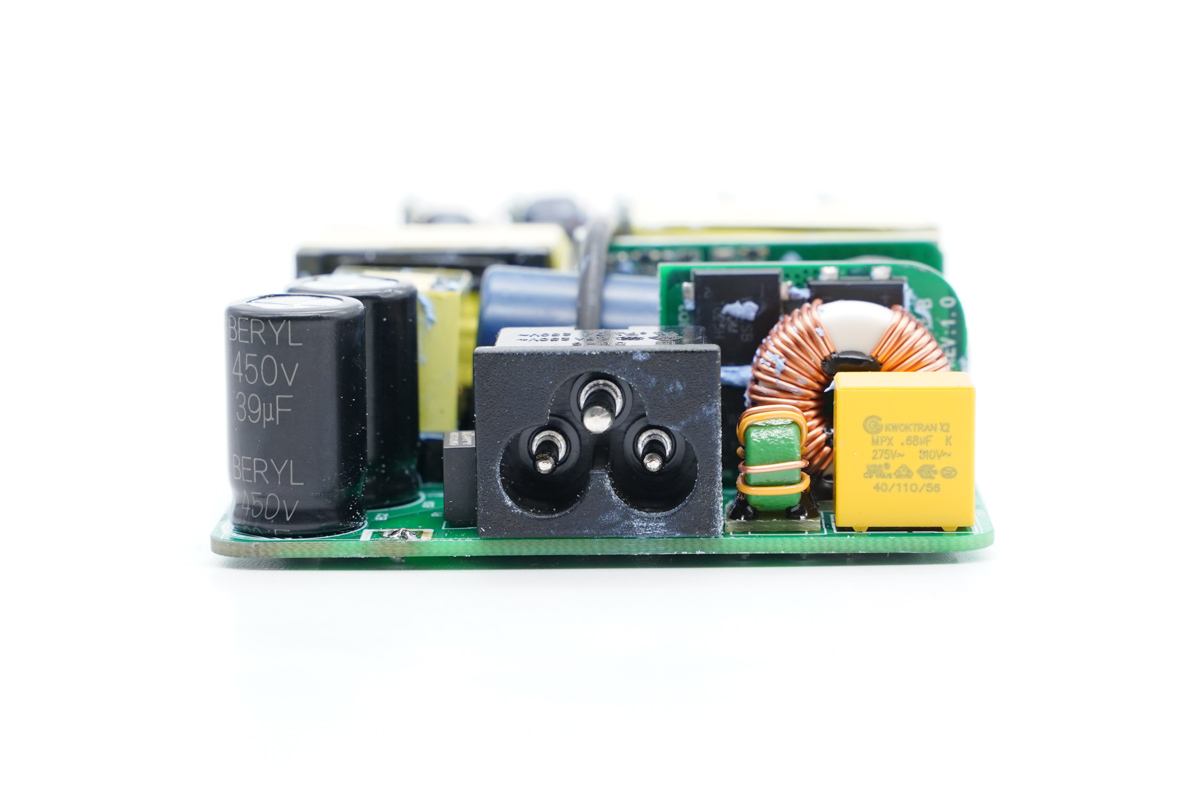 拆解报告：华科生 230W 4C1A氮化镓桌面充GE510-充电头网