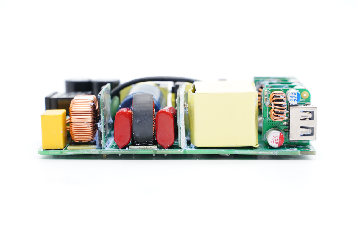 拆解报告：华科生 230W 4C1A氮化镓桌面充GE510-充电头网