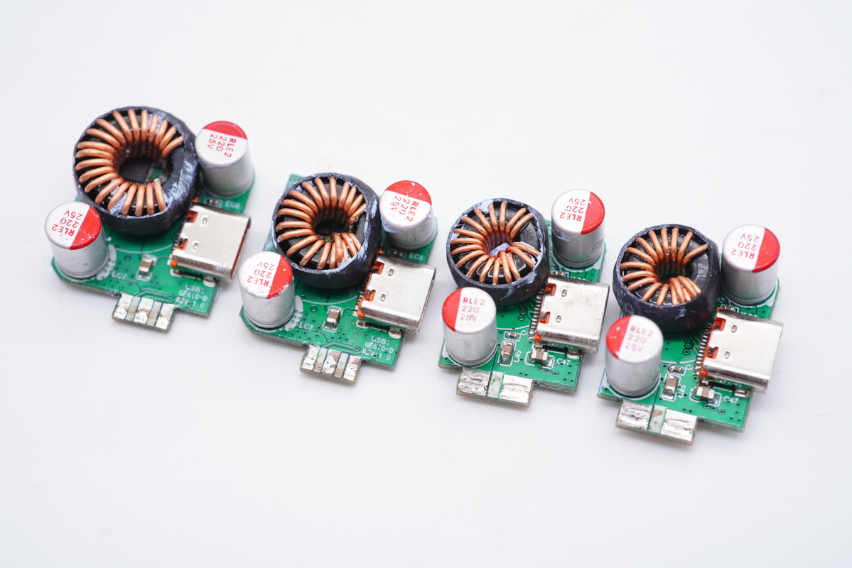 拆解报告：华科生 230W 4C1A氮化镓桌面充GE510-充电头网