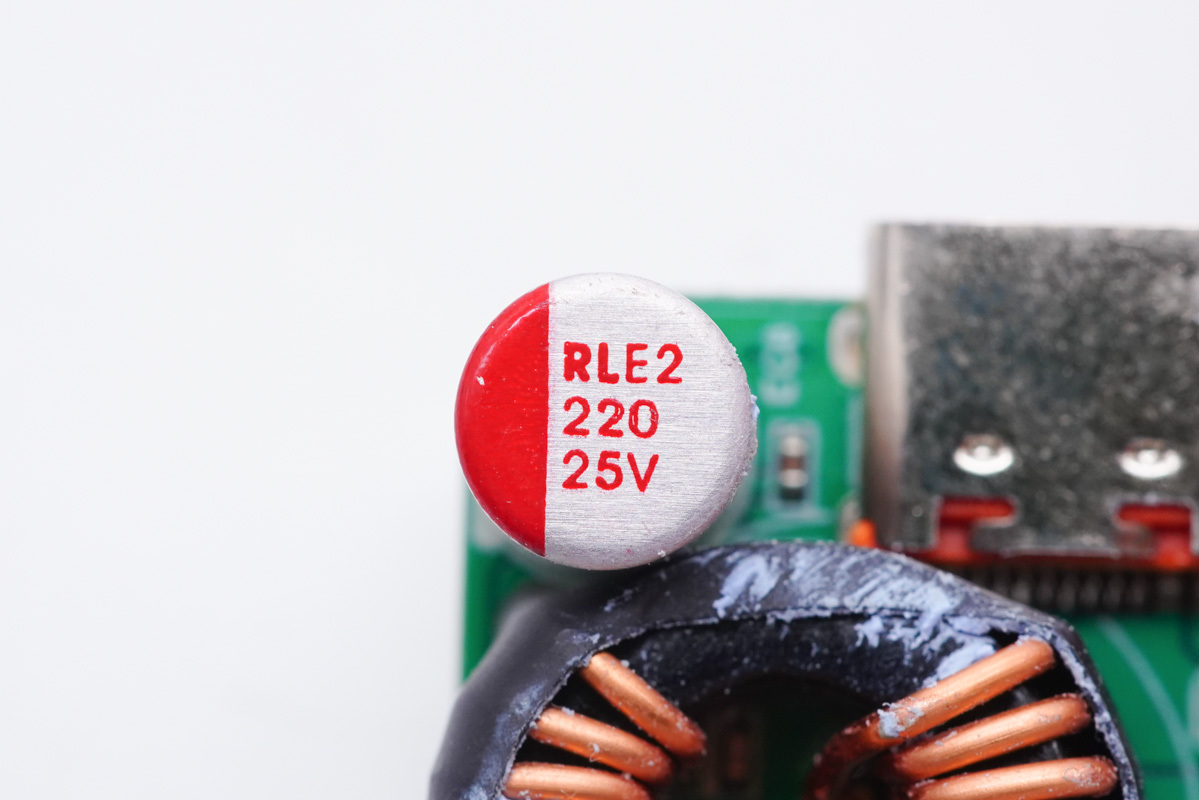 拆解报告：华科生 230W 4C1A氮化镓桌面充GE510-充电头网